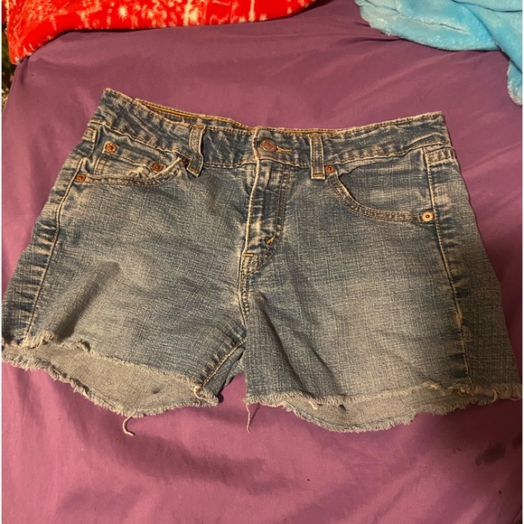 Levi's Pants - Levi Shorts 518 Juniors/Girls